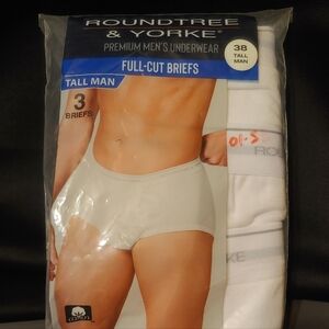 Roundtree & Yorke 38 Tall Man Premium White Men's Briefs